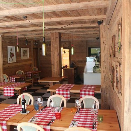 Hotel Al Rom Tschierv Kültér fotó