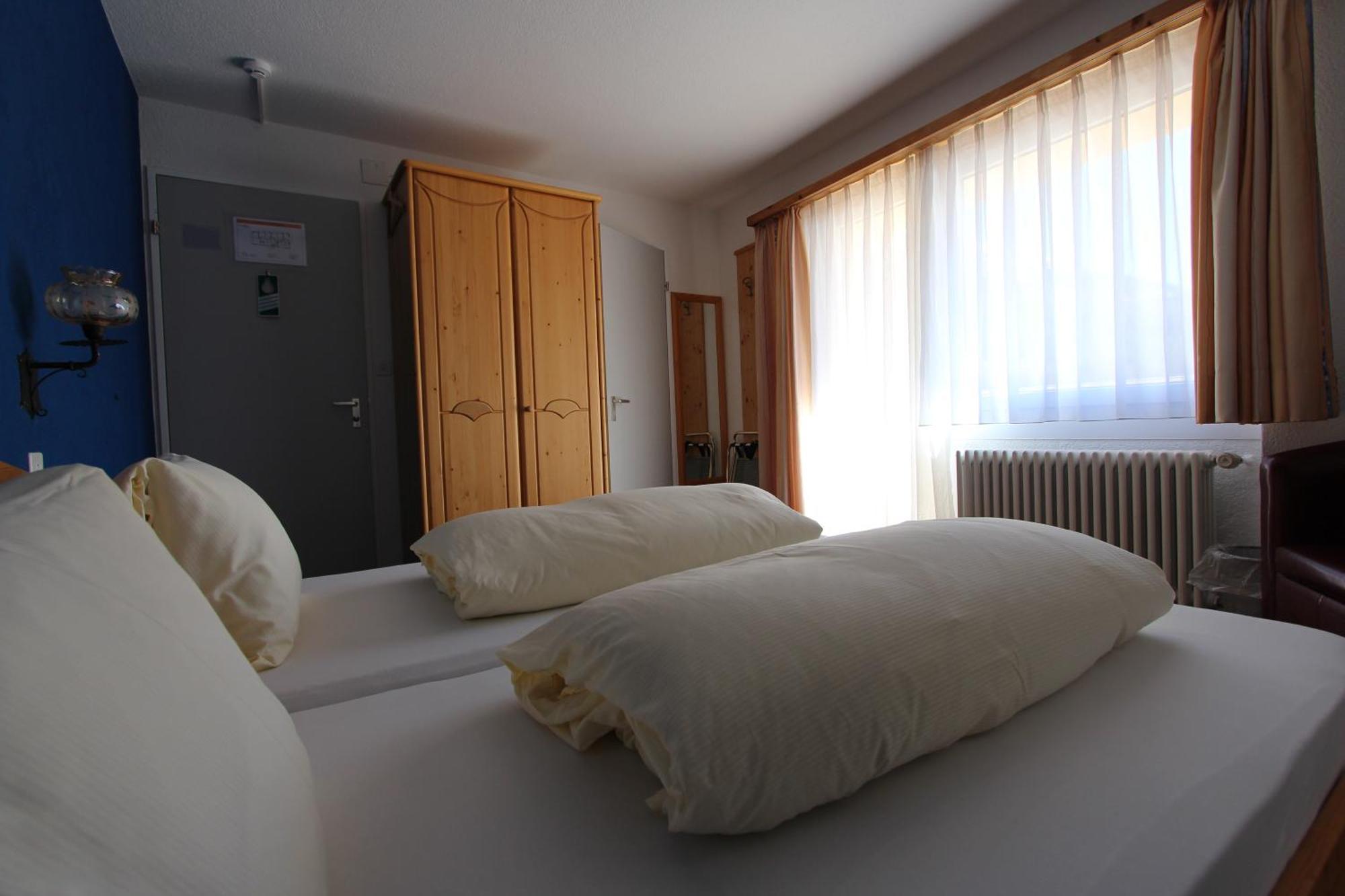 Hotel Al Rom Tschierv Szoba fotó