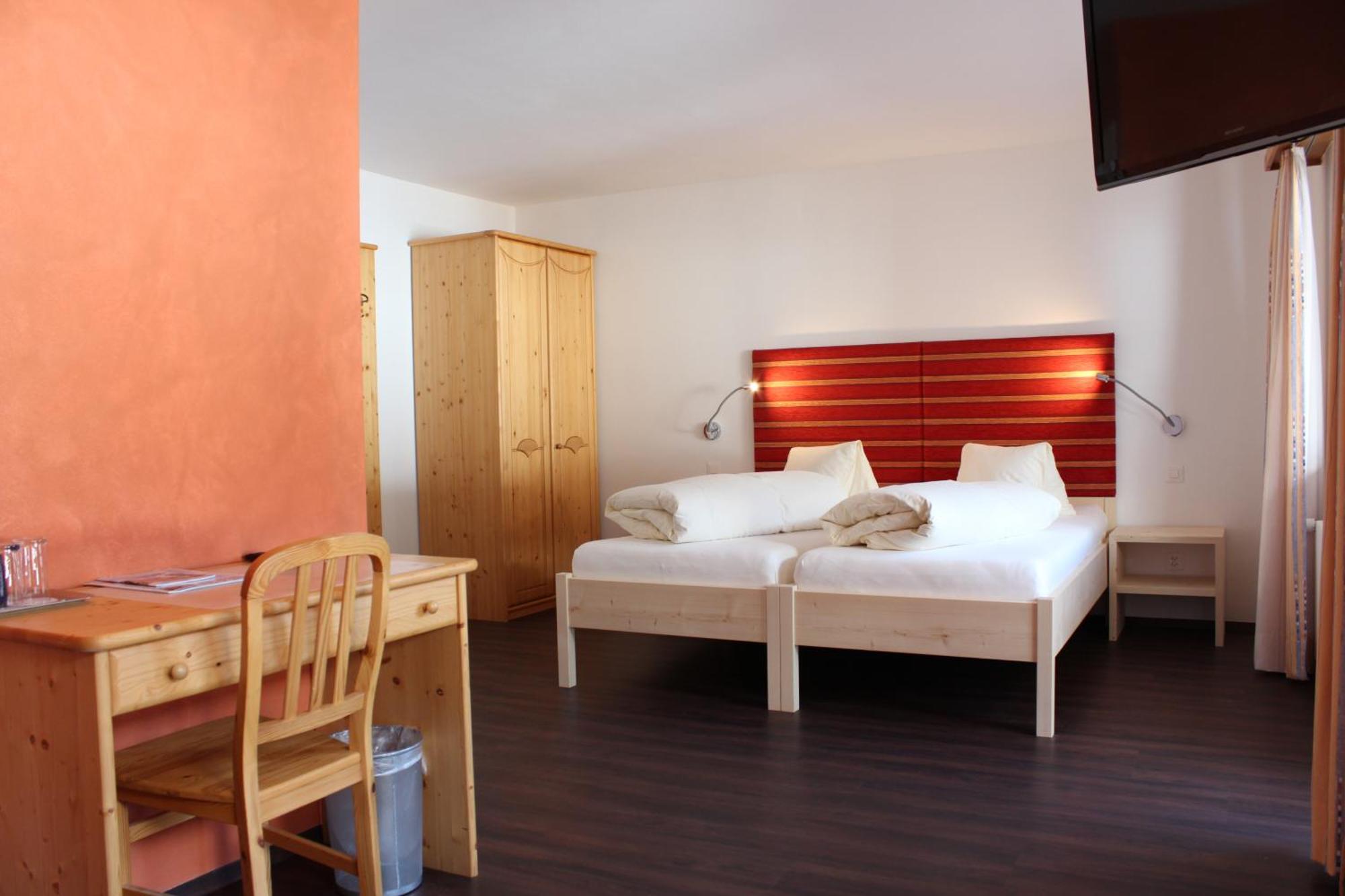 Hotel Al Rom Tschierv Szoba fotó