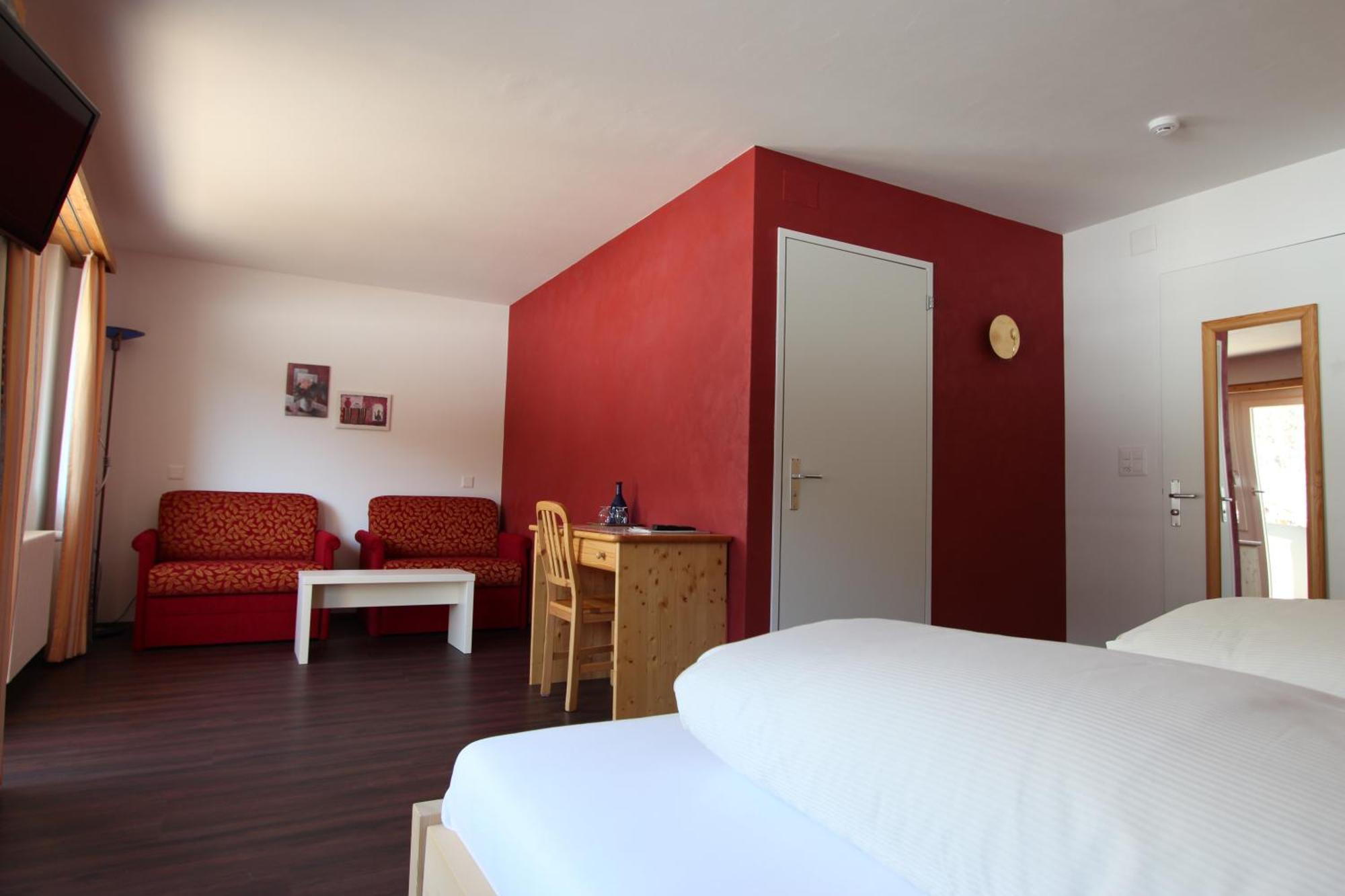Hotel Al Rom Tschierv Szoba fotó