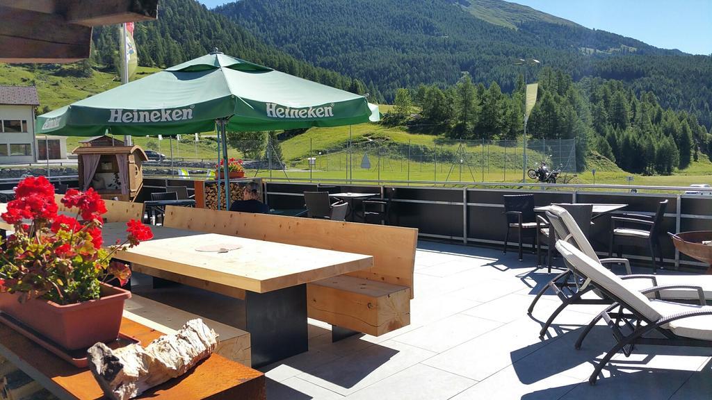 Hotel Al Rom Tschierv Kültér fotó