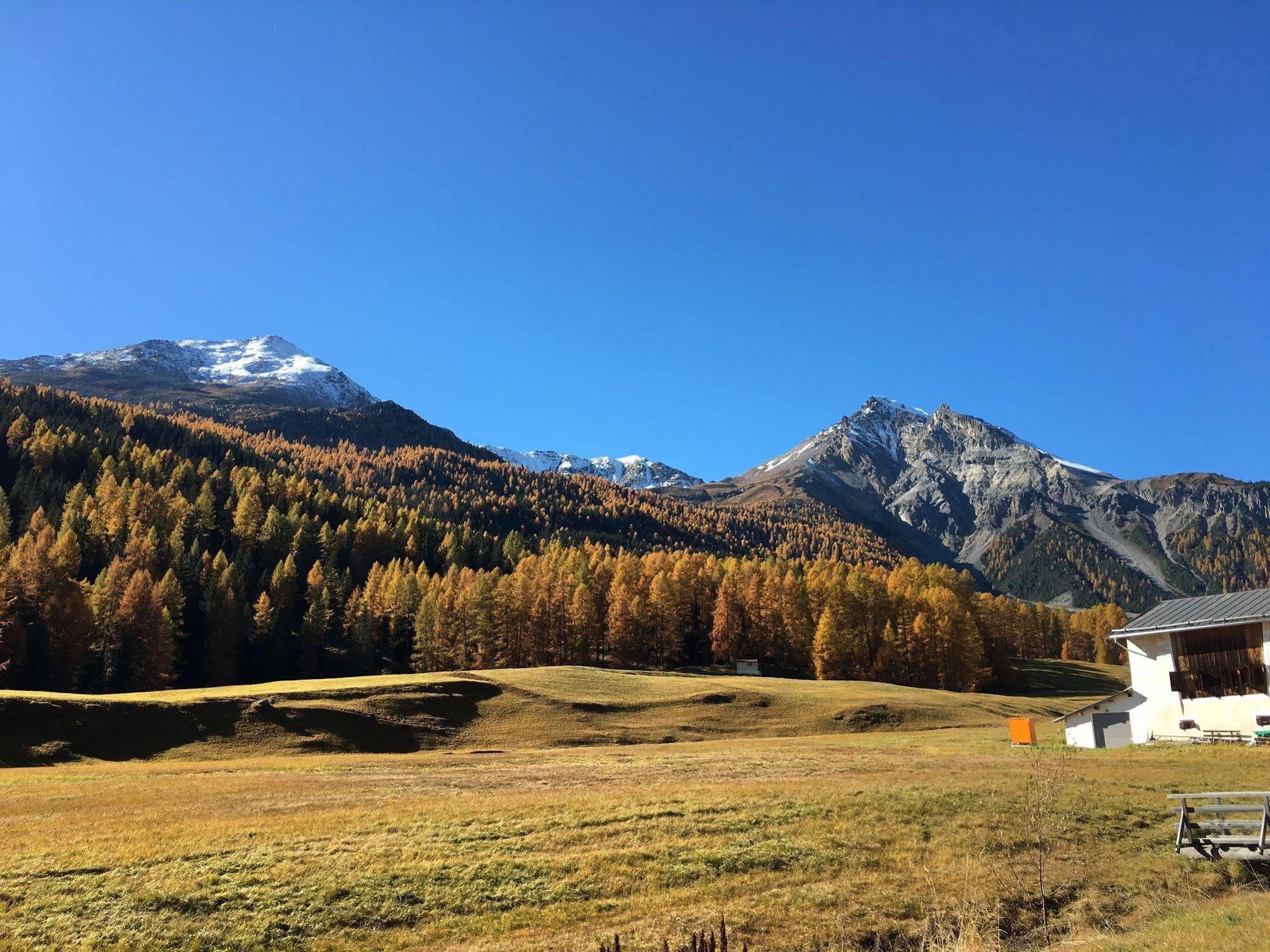 Hotel Al Rom Tschierv Kültér fotó