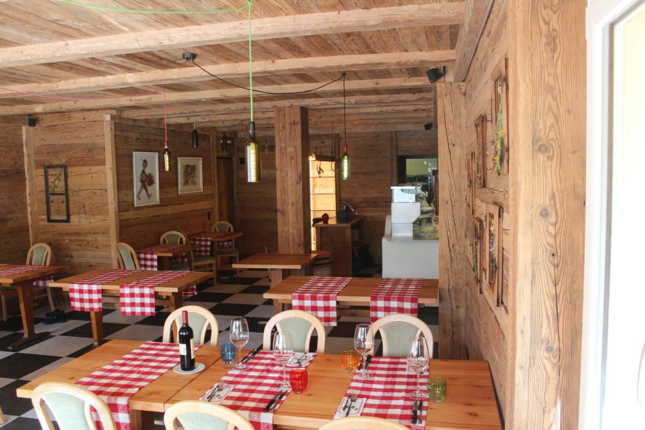 Hotel Al Rom Tschierv Kültér fotó